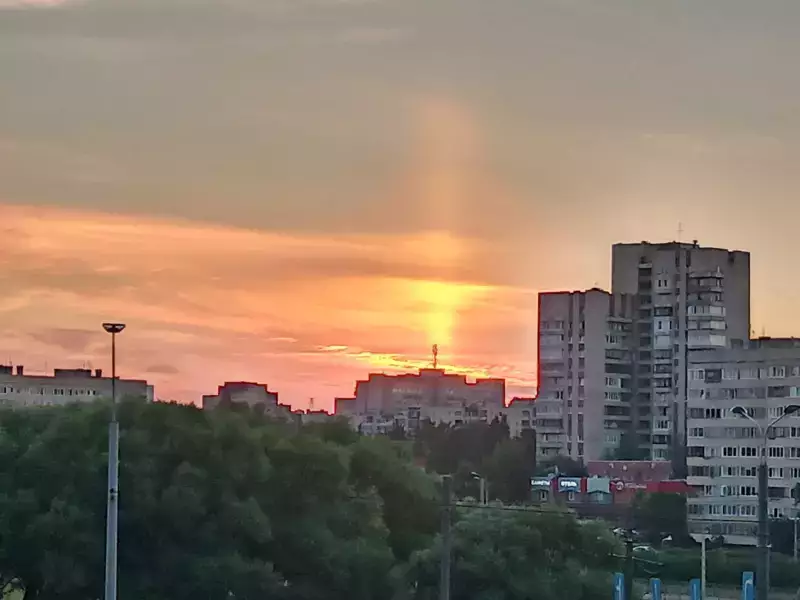 日落时的太阳柱 07/01/2022