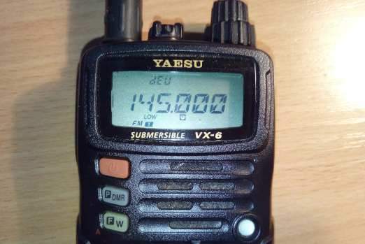 Solving the Yaesu VX-6r's silent modulation problem without replacing the microphone